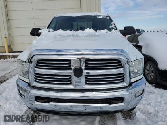 ✅ 2018 Ram 2500 SLT • VIN: 3C6TR5DT7JG279102 • Lot: 81740714. Listed on Copart with 122,214 mi. Free auction sales archive from the USA and detailed vehicle history report at DreamBid. Image 5.