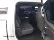 ✅ 2017 Chevrolet Silverado 2500HD LT • VIN: 1GC1KVEY9HF196250 • Lot: 41183166. Wystawiony na IAAI z przebiegiem 135 806 mil. Bezpłatny archiwum sprzedaży aukcyjnych z USA i szczegółowy raport historii pojazdu na DreamBid. Zdjęcie 8.