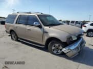 ✅ 1998 Ford Expedition XLT • VIN: 1FMRU1765WLA78708 • Lot: 78035824. Wystawiony na Copart z przebiegiem 364 964 mil. Bezpłatny archiwum sprzedaży aukcyjnych z USA i szczegółowy raport historii pojazdu na DreamBid. Zdjęcie 4.