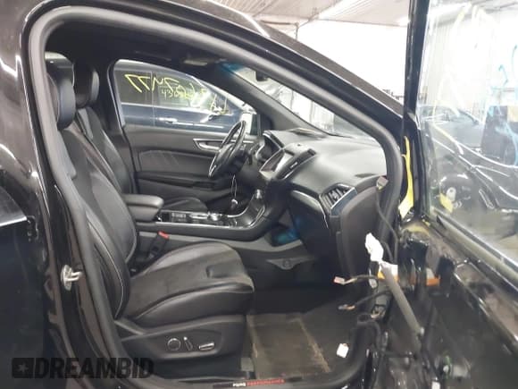 ✅ 2019 Ford Edge ST • VIN: 2FMPK4AP8KBC01377 • Lot: 43607477. Listed on IAAI with 84,255 mi. Free auction sales archive from the USA and detailed vehicle history report at DreamBid. Image 5.