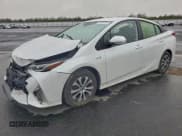 ✅ 2021 Toyota Prius LE • VIN: JTDKAMFP8M3172671 • Лот: 94381935. Опубликован ранее на Copart с пробегом 75 587 миль. Бесплатный доступ к архиву аукционных продаж из США и подробный отчёт об истории автомобиля на DreamBid. Изображение 1.
