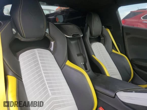 ✅ 2022 Chevrolet Corvette 3LT • VIN: 1G1YC2D4XN5100788 • Lot: 56318755. Wystawiony na Copart z przebiegiem 16 254 mil. Bezpłatny archiwum sprzedaży aukcyjnych z USA i szczegółowy raport historii pojazdu na DreamBid. Zdjęcie 10.