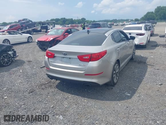 ✅ 2014 Kia Optima SXL Turbo • VIN: 5XXGR4A68EG286085 • Лот: 42634481. Опубликован ранее на IAAI с пробегом 160 217 миль. Бесплатный доступ к архиву аукционных продаж из США и подробный отчёт об истории автомобиля на DreamBid. Изображение 4.
