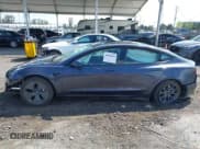✅ 2023 Tesla Model 3 Long Range • VIN: 5YJ3E1EB4PF715776 • Lot: 41949969. Wystawiony na IAAI z przebiegiem Nie podano. Bezpłatny archiwum sprzedaży aukcyjnych z USA i szczegółowy raport historii pojazdu na DreamBid. Zdjęcie 13.