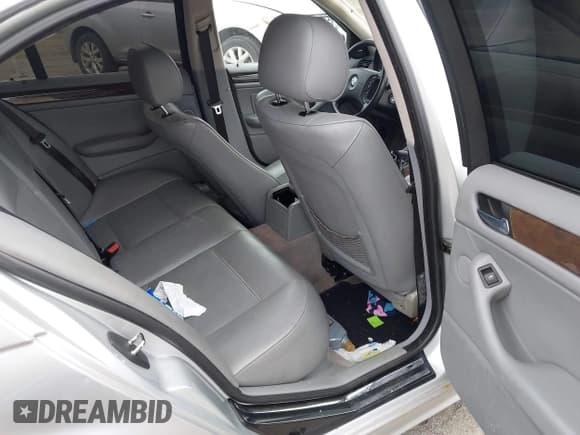 ✅ 2003 BMW 3 Series 330xi • VIN: WBAEW53453PG22315 • Lot: 42435069. Wystawiony na IAAI z przebiegiem Nie podano. Bezpłatny archiwum sprzedaży aukcyjnych z USA i szczegółowy raport historii pojazdu na DreamBid. Zdjęcie 8.