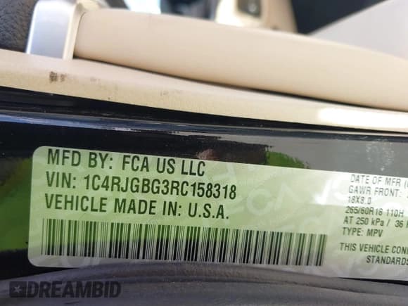 ✅ 2024 Jeep Grand Cherokee Limited • VIN: 1C4RJGBG3RC158318 • Лот: 43673377. Опубликован ранее на IAAI с пробегом 4 827 миль. Бесплатный доступ к архиву аукционных продаж из США и подробный отчёт об истории автомобиля на DreamBid. Изображение 9.