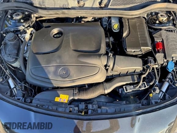 ✅ 2016 Mercedes-Benz CLA 250 • VIN: WDDSJ4EB5GN313524 • Lot: 95901895. Wystawiony na Copart z przebiegiem 145 724 mil. Bezpłatny archiwum sprzedaży aukcyjnych z USA i szczegółowy raport historii pojazdu na DreamBid. Zdjęcie 14.