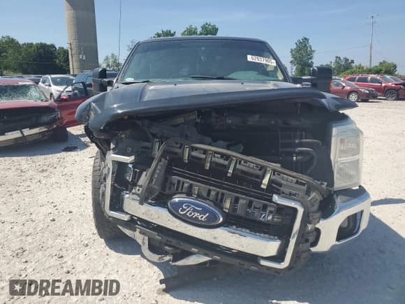 ✅ 2014 Ford F-250 XL • VIN: 1FT7W2ATXEEB10937 • Lot: 62937905. Listed on Copart with 220,216 mi. Free auction sales archive from the USA and detailed vehicle history report at DreamBid. Image 5.