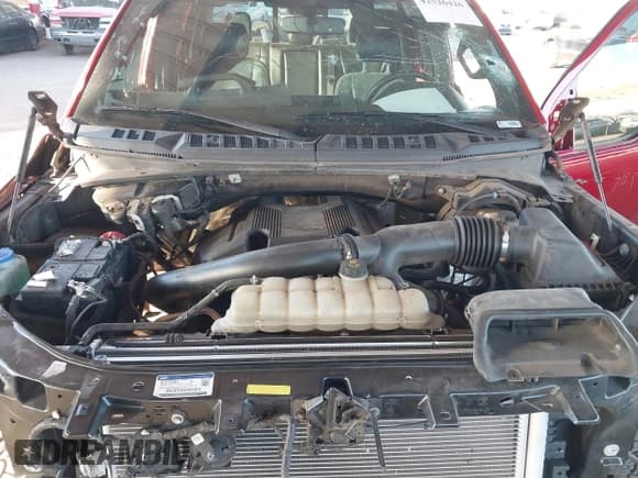 ✅ 2020 Ford F-150 XL • VIN: 1FTEW1E47LFC23482 • Lot: 42526426. Wystawiony na IAAI z przebiegiem 69 456 mil. Bezpłatny archiwum sprzedaży aukcyjnych z USA i szczegółowy raport historii pojazdu na DreamBid. Zdjęcie 10.