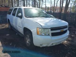 2008 Chevrolet Suburban 2LT с VIN 3GNFK16358G148557, выставлен на аукционе IAAI как лот 41839533 с пробегом 231 962 миль миль и . История ставок и продаж доступна на DreamBid. Изображение 1.