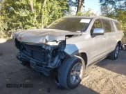 ✅ 2023 Chevrolet Suburban Premier • VIN: 1GNSKFKD0PR264984 • Лот: 43418237. Опубликован ранее на IAAI с пробегом 79 011 миль. Бесплатный доступ к архиву аукционных продаж из США и подробный отчёт об истории автомобиля на DreamBid. Изображение 6.