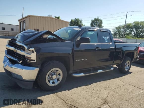 ✅ 2018 Chevrolet Silverado 1500 LS • VIN: 1GCRCNEC8JZ332117 • Лот: 63100165. Опубликован ранее на Copart с пробегом 135 206 миль. Бесплатный доступ к архиву аукционных продаж из США и подробный отчёт об истории автомобиля на DreamBid. Изображение 1.
