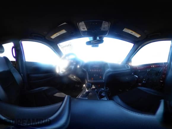 2018 Jeep Grand Cherokee Altitude z VIN 1C4RJFAG4JC343770, wystawiony jako IAAI lot #43439599 z przebiegiem 136 804 mil mil oraz . Historia ofert i sprzedaży dostępna na DreamBid. Obrazek 18.