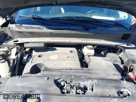 ✅ 2014 Nissan Pathfinder S • VIN: 5N1AR2MN9EC629592 • Lot: 43647291. Wystawiony na IAAI z przebiegiem 120 698 mil. Bezpłatny archiwum sprzedaży aukcyjnych z USA i szczegółowy raport historii pojazdu na DreamBid. Zdjęcie 10.