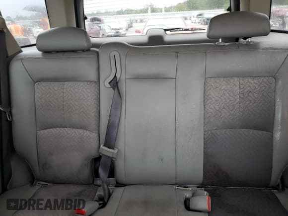 ✅ 2006 Saturn VUE • VIN: 5GZCZ53406S850110 • Lot: 71220374. Wystawiony na Copart z przebiegiem 147 273 mil. Bezpłatny archiwum sprzedaży aukcyjnych z USA i szczegółowy raport historii pojazdu na DreamBid. Zdjęcie 10.