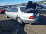 ✅ 1990 Lexus LS • VIN: JT8UF11E9L0025885 • Lot: 41330993. Listed on IAAI with 162,255 mi. Free auction sales archive from the USA and detailed vehicle history report at DreamBid. Image 3.