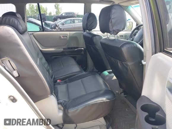 ✅ 2007 Toyota Highlander w/3rd Row • VIN: JTEEW21A870048021 • Лот: 42743453. Опубликован ранее на IAAI с пробегом 171 502 миль. Бесплатный доступ к архиву аукционных продаж из США и подробный отчёт об истории автомобиля на DreamBid. Изображение 8.