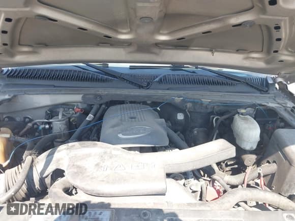 ✅ 2005 Chevrolet Avalanche Z66 • VIN: 3GNEC12Z45G273984 • Lot: 40548465. Listed on IAAI with 265,248 mi. Free auction sales archive from the USA and detailed vehicle history report at DreamBid. Image 10.