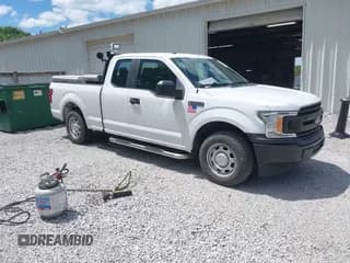 ✅ 2018 Ford F-150 XL • VIN: 1FTEX1C51JKD95732 • Lot: 42175873. Wystawiony na IAAI z przebiegiem 141 534 mil. Bezpłatny archiwum sprzedaży aukcyjnych z USA i szczegółowy raport historii pojazdu na DreamBid. Zdjęcie 1.