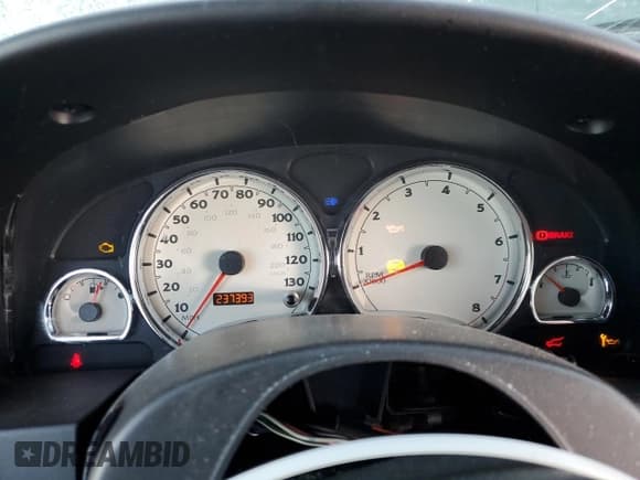 ✅ 2006 Saturn VUE • VIN: 5GZCZ63486S873639 • Lot: 52771245. Wystawiony na Copart z przebiegiem 237 393 mil. Bezpłatny archiwum sprzedaży aukcyjnych z USA i szczegółowy raport historii pojazdu na DreamBid. Zdjęcie 9.