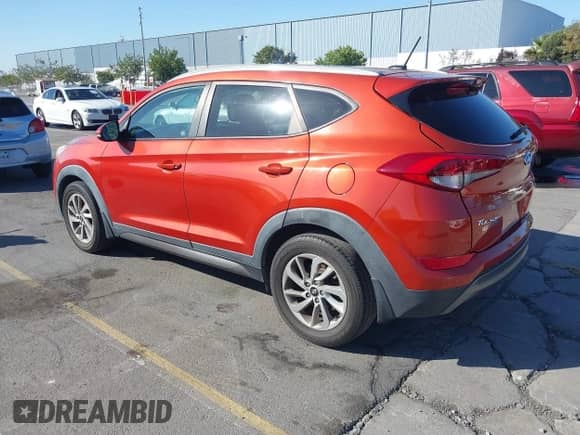 2016 Hyundai Tucson Limited z VIN KM8J33A20GU229712, wystawiony jako IAAI lot #42858852 z przebiegiem 102 042 mil mil oraz . Historia ofert i sprzedaży dostępna na DreamBid. Obrazek 3.