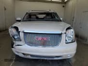 ✅ 2011 GMC Yukon Denali • VIN: 1GKS2EEFXBR288318 • Lot: 89721915. Listed on Copart with 201,766 mi. Free auction sales archive from the USA and detailed vehicle history report at DreamBid. Image 5.