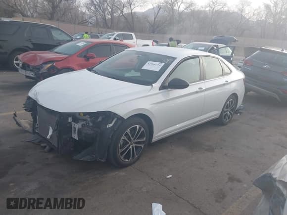 ✅ 2022 Volkswagen Jetta Sport • VIN: 3VWBM7BU1NM019096 • Lot: 41906714. Listed on IAAI with 29,326 mi. Free auction sales archive from the USA and detailed vehicle history report at DreamBid. Image 2.