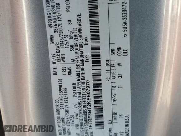 ✅ 2019 Ford F-350 XL • VIN: 1FTRF3BT2KEE07970 • Лот: 55893434. Опубликован ранее на Copart с пробегом 41 688 миль. Бесплатный доступ к архиву аукционных продаж из США и подробный отчёт об истории автомобиля на DreamBid. Изображение 12.