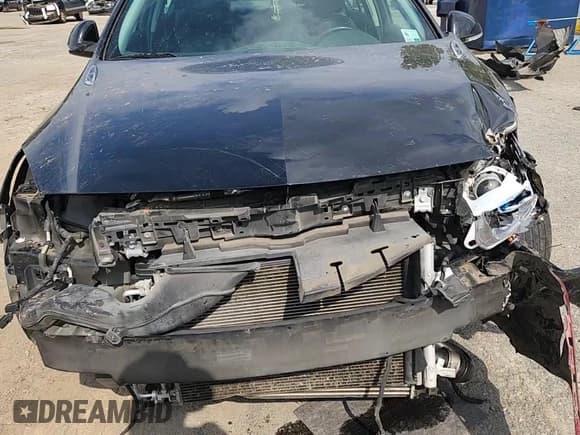 ✅ 2016 Buick Regal • VIN: 2G4GK5EXXG9104552 • Lot: 84472165. Listed on Copart with 125,308 mi. Free auction sales archive from the USA and detailed vehicle history report at DreamBid. Image 14.