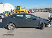 ✅ 2025 Toyota Corolla Hybrid LE • VIN: JTDBCMFE9S3105678 • Лот: 43581923. Опубликован ранее на IAAI с пробегом 6 138 миль. Бесплатный доступ к архиву аукционных продаж из США и подробный отчёт об истории автомобиля на DreamBid. Изображение 13.