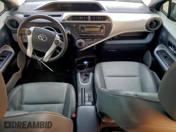 ✅ 2012 Toyota Prius Three • VIN: JTDKDTB38C1011963 • Лот: 92752435. Опубликован ранее на Copart с пробегом 154 386 миль. Бесплатный доступ к архиву аукционных продаж из США и подробный отчёт об истории автомобиля на DreamBid. Изображение 8.