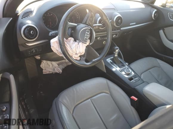 ✅ 2017 Audi A3 Premium Plus • VIN: WAUGUGFF0H1043635 • Lot: 42499675. Listed on Copart with 117,886 mi. Free auction sales archive from the USA and detailed vehicle history report at DreamBid. Image 8.