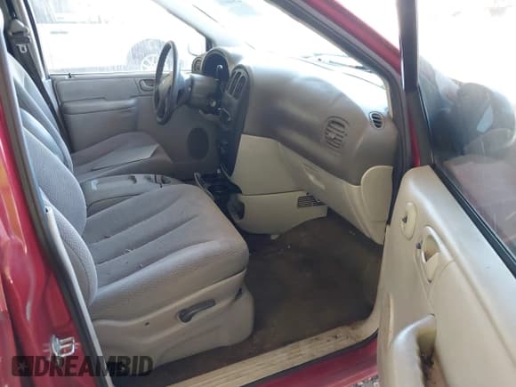 ✅ 2007 Dodge Caravan SE • VIN: 1D4GP25R87B204110 • Lot: 42846033. Wystawiony na IAAI z przebiegiem 348 487 mil. Bezpłatny archiwum sprzedaży aukcyjnych z USA i szczegółowy raport historii pojazdu na DreamBid. Zdjęcie 5.