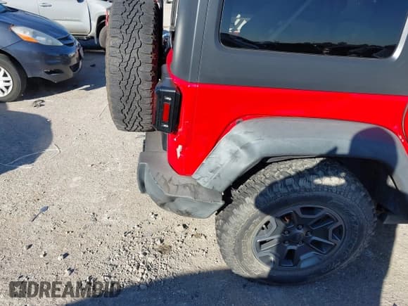 ✅ 2016 Jeep Wrangler Unlimited Rubicon • VIN: 1C4BJWFG1GL128236 • Lot: 43577910. Listed on IAAI with 94,399 mi. Free auction sales archive from the USA and detailed vehicle history report at DreamBid. Image 6.