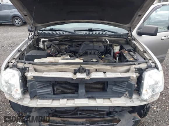 ✅ 2008 Ford Explorer XLT • VIN: 1FMEU73E88UA27506 • Lot: 43718366. Listed on IAAI with 158,588 mi. Free auction sales archive from the USA and detailed vehicle history report at DreamBid. Image 10.