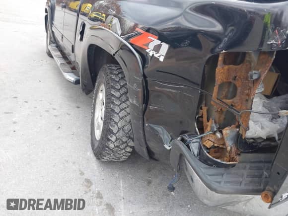 2009 Chevrolet Silverado 1500 LT с VIN 1GCEK29J69Z293841, выставлен на аукционе IAAI как лот 43540118 с пробегом 128 939 миль миль и . История ставок и продаж доступна на DreamBid. Изображение 17.