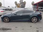 ✅ 2013 Tesla Model S • VIN: 5YJSA1CN0DFP12602 • Lot: 43885863. Wystawiony na IAAI z przebiegiem 320 840 mil. Bezpłatny archiwum sprzedaży aukcyjnych z USA i szczegółowy raport historii pojazdu na DreamBid. Zdjęcie 15.