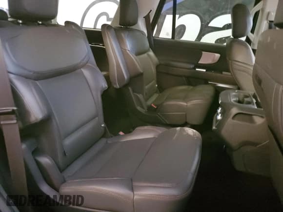 ✅ 2025 Ford Expedition Active • VIN: 1FMJU1J81SEA42391 • Лот: 93571835. Опубликован ранее на Copart с пробегом 3 268 миль. Бесплатный доступ к архиву аукционных продаж из США и подробный отчёт об истории автомобиля на DreamBid. Изображение 11.