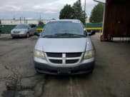 ✅ 2003 Dodge Caravan SE • VIN: 1D4GP25B73B121491 • Lot: 70127985. Wystawiony na Copart z przebiegiem 232 945 mil. Bezpłatny archiwum sprzedaży aukcyjnych z USA i szczegółowy raport historii pojazdu na DreamBid. Zdjęcie 14.