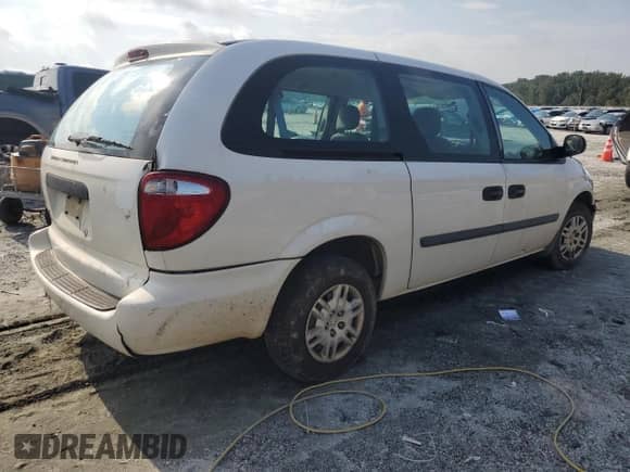 2006 Dodge Grand Caravan SE with VIN 1D4GP24R36B659785, listed as a Copart auction lot 70470085 with 138,017 mi miles and Salvage title. Bid and sale history available at DreamBid. Image 3.