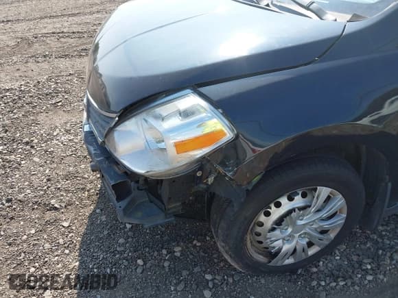 ✅ 2009 Nissan Versa S • VIN: 3N1BC11E69L452795 • Lot: 42833608. Listed on IAAI with Not provided. Free auction sales archive from the USA and detailed vehicle history report at DreamBid. Image 6.