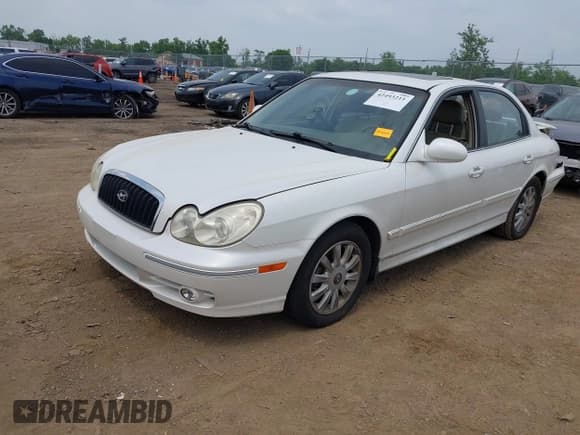 ✅ 2004 Hyundai Sonata GLS • VIN: KMHWF35HX4A006490 • Lot: 42493211. Listed on IAAI with 90,038 mi. Free auction sales archive from the USA and detailed vehicle history report at DreamBid. Image 2.