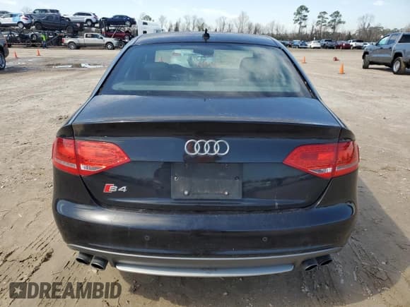 ✅ 2011 Audi S4 Prestige • VIN: WAUMGAFL5BA056952 • Lot: 47000375. Listed on Copart with 116,195 mi. Free auction sales archive from the USA and detailed vehicle history report at DreamBid. Image 6.