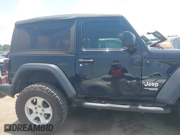 ✅ 2019 Jeep Wrangler Sport S • VIN: 1C4GJXAG0KW679915 • Lot: 42420876. Listed on IAAI with 77,169 mi. Free auction sales archive from the USA and detailed vehicle history report at DreamBid. Image 13.
