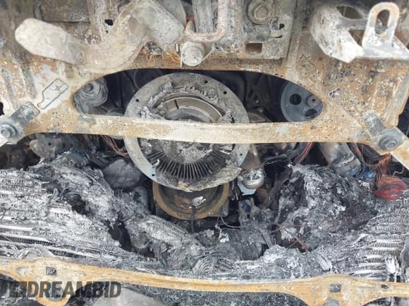 ✅ 2016 Chevrolet Silverado 2500HD LTZ • VIN: 1GC1KWE89GF270352 • Lot: 43078955. Listed on IAAI with Not provided. Free auction sales archive from the USA and detailed vehicle history report at DreamBid. Image 15.