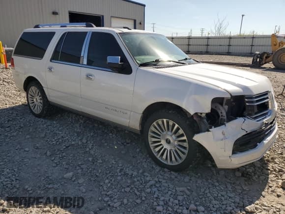 ✅ 2015 Lincoln Navigator • VIN: 5LMJJ3JT8FEJ03084 • Lot: 84768735. Wystawiony na Copart z przebiegiem 163 136 mil. Bezpłatny archiwum sprzedaży aukcyjnych z USA i szczegółowy raport historii pojazdu na DreamBid. Zdjęcie 4.