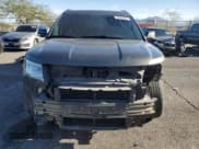 ✅ 2018 Ford Explorer Limited • VIN: 1FM5K8F80JGA82702 • Lot: 84593255. Wystawiony na Copart z przebiegiem 130 282 mil. Bezpłatny archiwum sprzedaży aukcyjnych z USA i szczegółowy raport historii pojazdu na DreamBid. Zdjęcie 5.