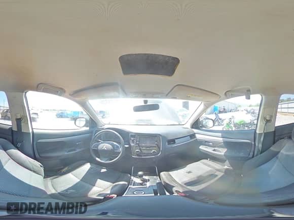 2018 Mitsubishi Outlander ES with VIN JA4AZ3A39JZ027175, listed as a Copart auction lot 70573725 with 197,576 mi miles and Salvage title. Bid and sale history available at DreamBid. Image 15.