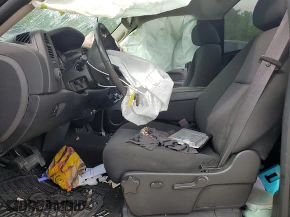 ✅ 2012 Chevrolet Silverado 1500 LT • VIN: 1GCNKSE02CZ263675 • Lot: 55972815. Listed on Copart with 178,454 mi. Free auction sales archive from the USA and detailed vehicle history report at DreamBid. Image 7.