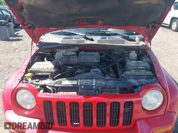 ✅ 2002 Jeep Liberty Limited • VIN: 1J4GL58K02W226073 • Lot: 42308662. Listed on IAAI with 282,738 mi. Free auction sales archive from the USA and detailed vehicle history report at DreamBid. Image 10.